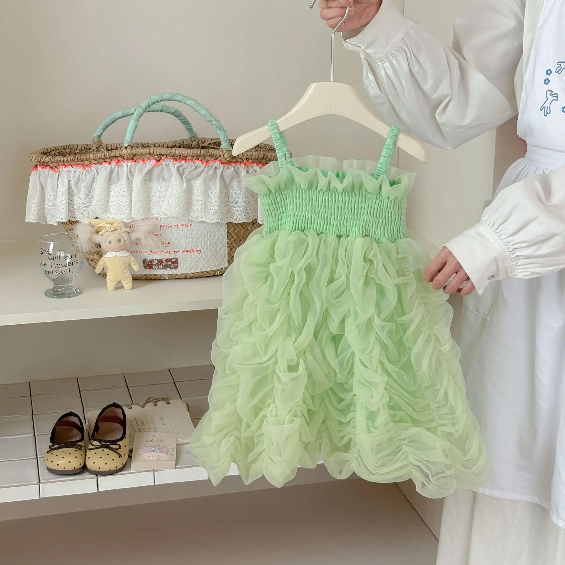 Toddler Girls Spaghetti Strap Tutu Dress Smocked Waist Ruffled Mesh Tulle Princess Dress Birthday Party Photo Shoot Fairy Outfit