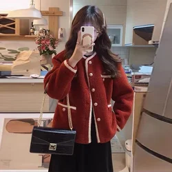 Red Fleece Jacket Woman Clothing Fluffy Short Padded Very Warm Jackets Tweed Winter Wool Women's Coat 2024 Cropped Cold Clothes