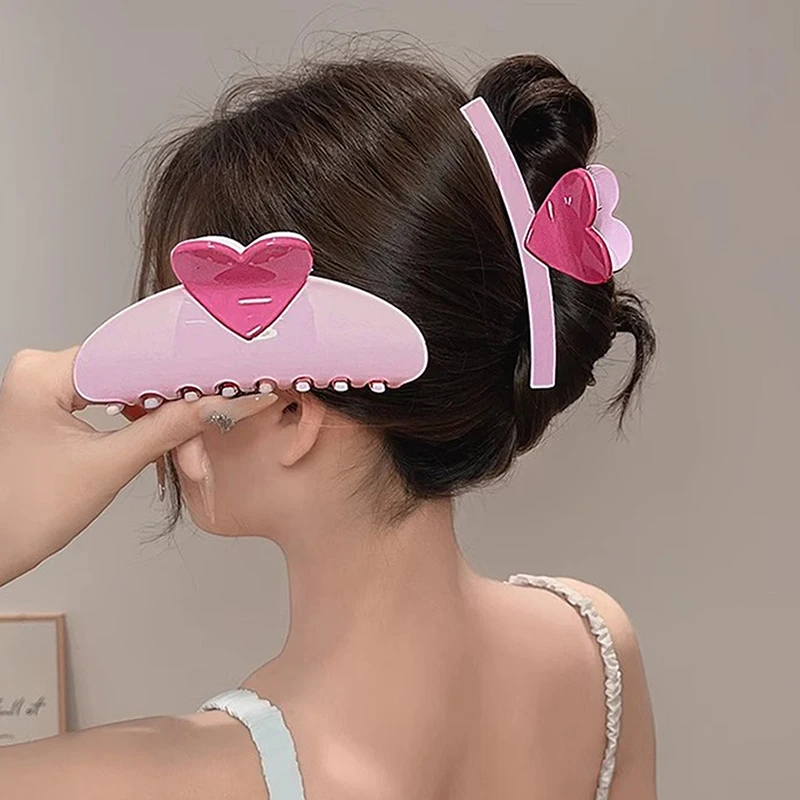 New Pink Love Heart Big Size Hair Claw Clips For Women Girls Sweet Hair Accessories Hairpin Hollow Rectangle Shape Hair Claw