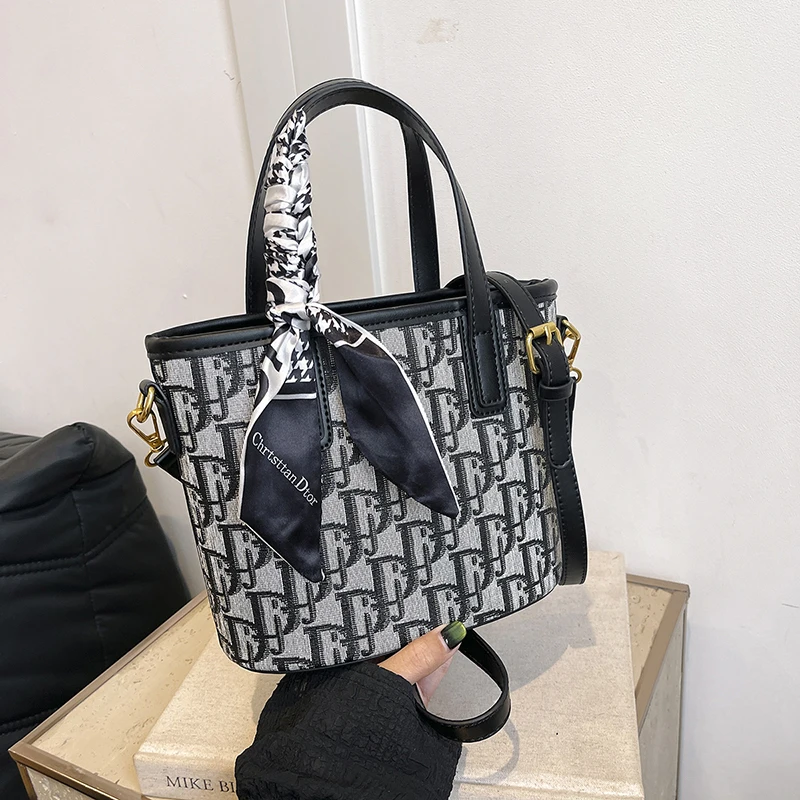 

Милая сумка через плечо с креативным принтом, модная студенческая сумка через плечо в кампусном стиле, портативная регулируемая сумка