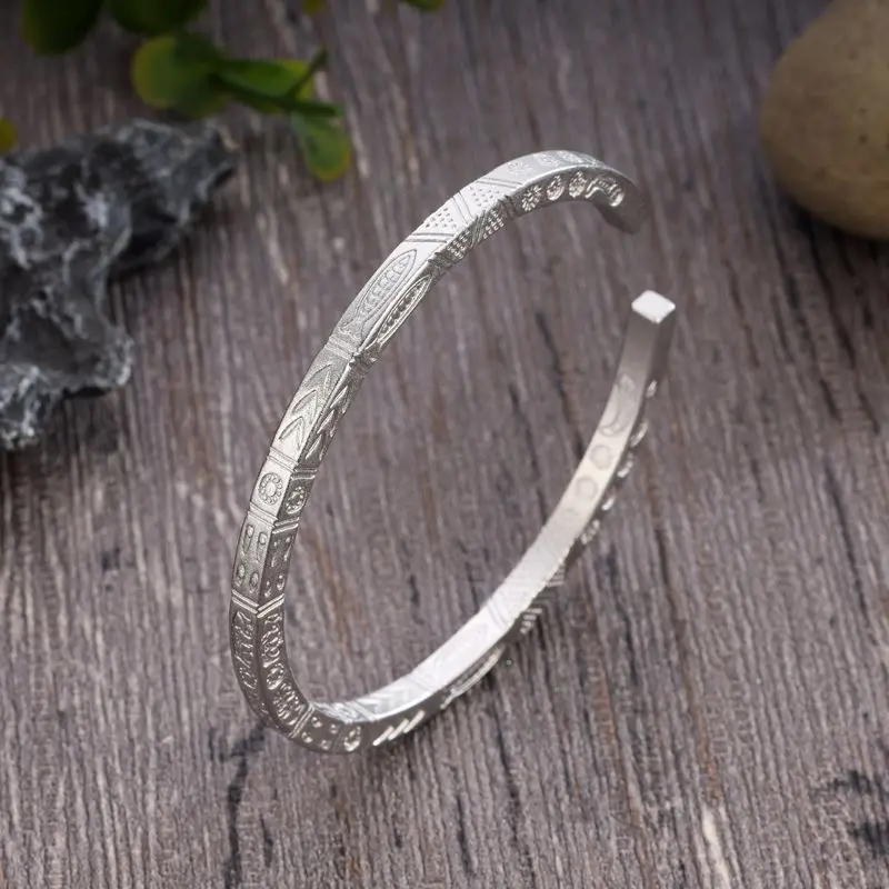 ​ S9999 Fine Silver Square Bangle - Exquisite Open-End Cuff with Auspicious Words, High-End Gift for Bestie & Friends