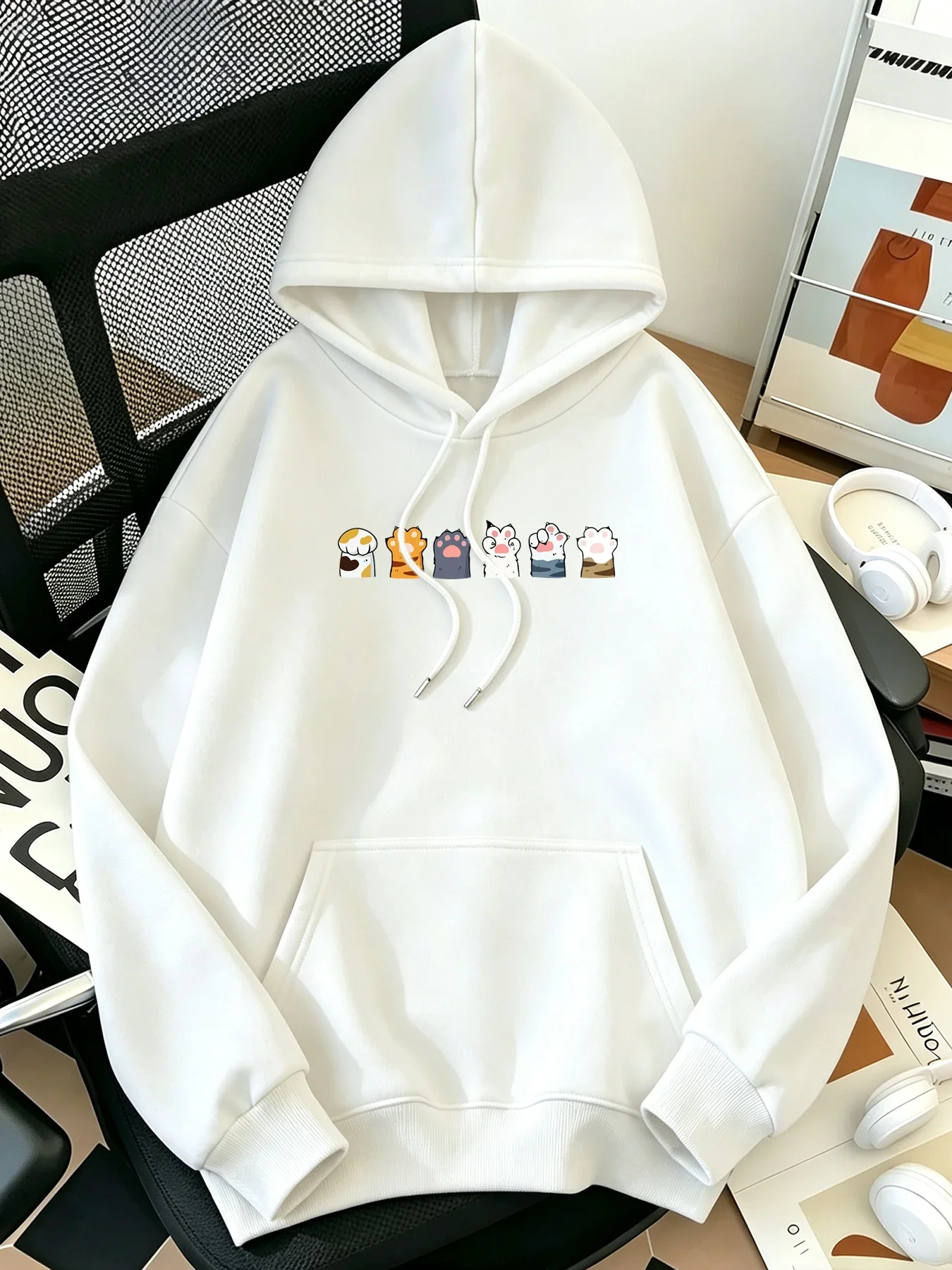 Different Color Cat Paw Combinations Pattern Print Women Breathable Comfortable Hoodie Trendy Simple Loose Street Women Clothing