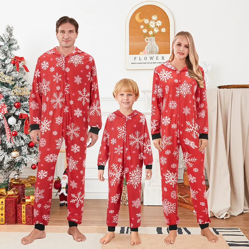 Matching Family Christmas Pajamas Set with Long Sleeve Zip Hooded Romper Sleepwear for Casual Holiday Gatherings