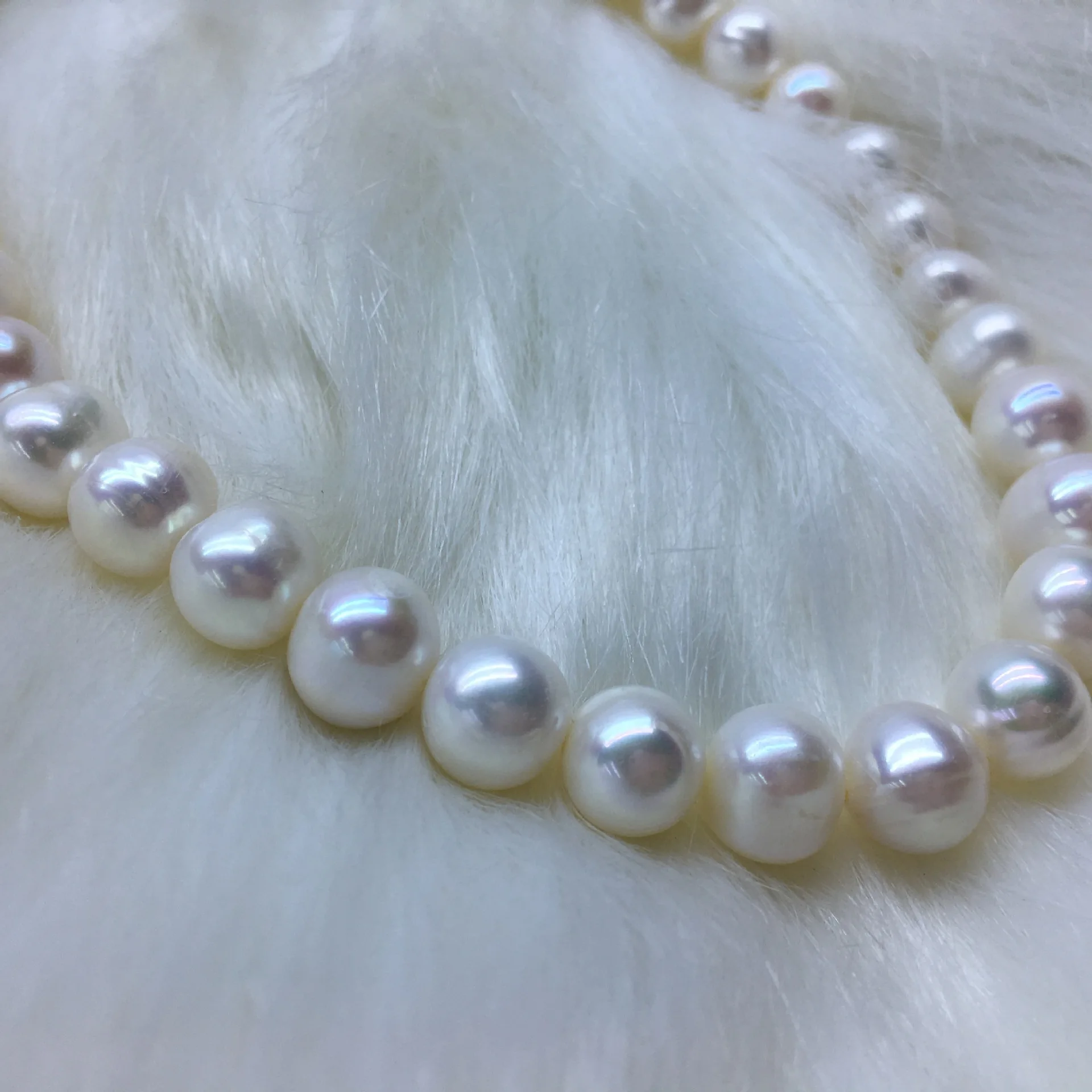 

Gorgeous AAAA 9-10mm Near Round South Sea White Pearl Necklace 18inch Chain Necklace Women Jewelry Pearl Necklace Choker