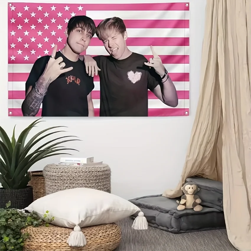 

1pc Jake and Johnnie Flag Sam and Colby American Flag, Pink American Funny Tapestry with 4 Grommets College Dormitory Decoration