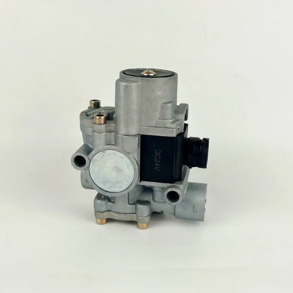 

1PC European Truck ABS Solenoid Valve OEM 1304635 4721950160 21893128 1453761 5000790124 0044296544 81524526020