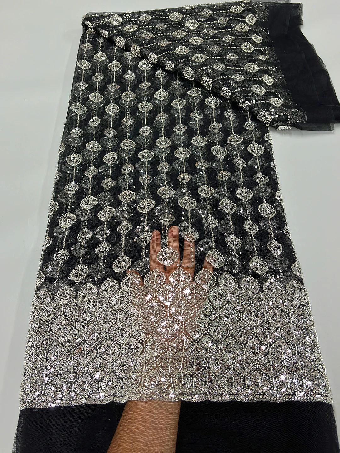 

Black Beaded Lace Fabric Luxury Nigerian Sequins Lace Fabric 2025 High Quality Lace Burnt Orange Beaded Lace Fabric For Wedding