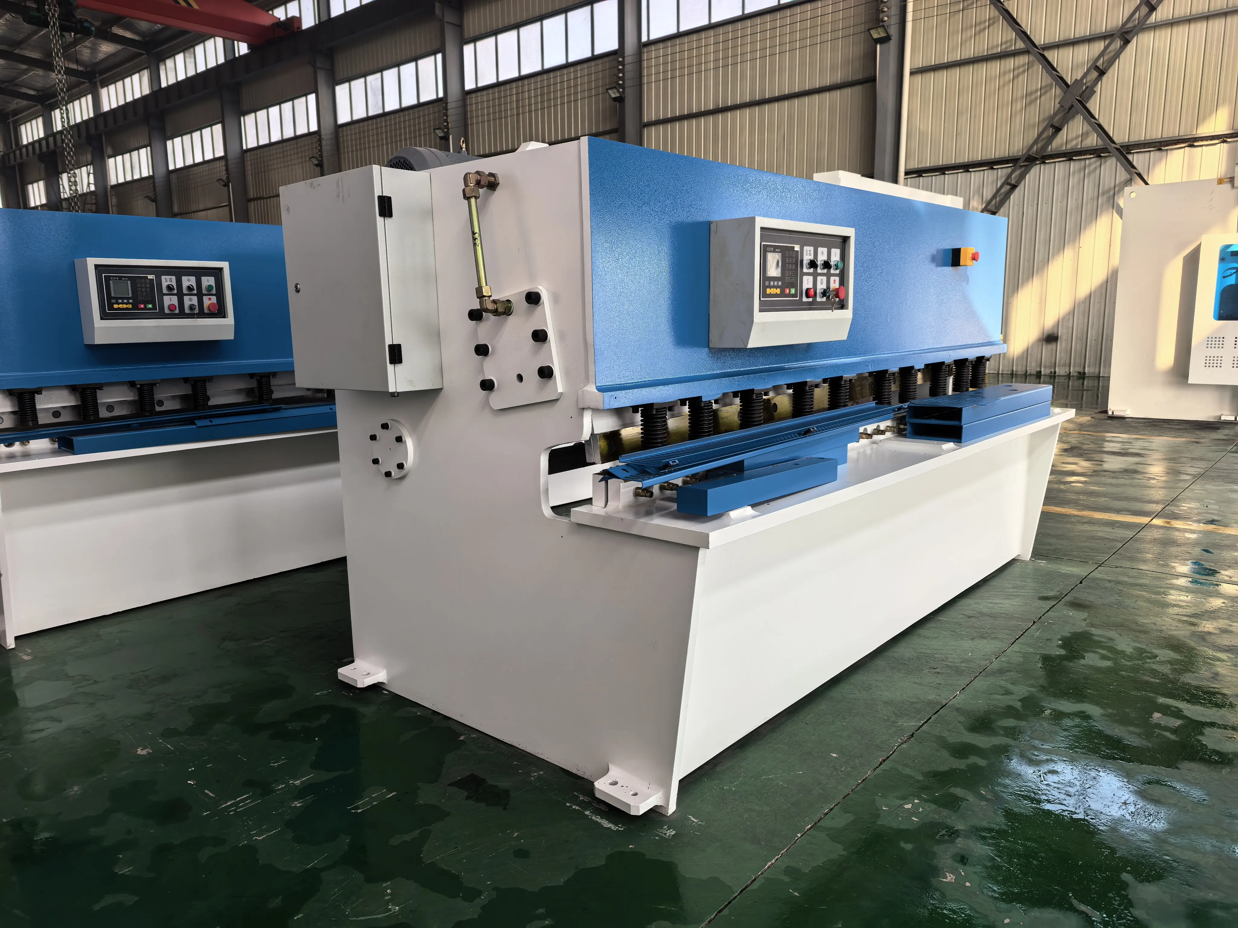 New 6*2500 Modle Metal Sheet Iron Plate Sheet Cutting Machine Hydraulic Cnc Guillotine Shearing Machine