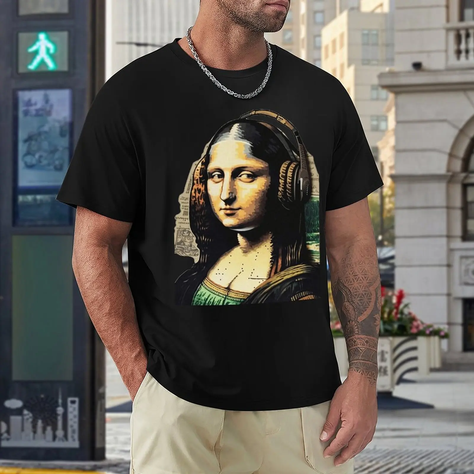 Headphones Mona Lisa for Sale Crewneck T-shirt Campaign Tshirt Premium Funny Joke Home USA Size