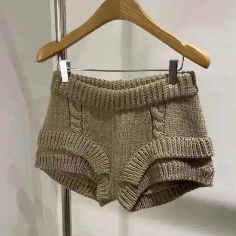 المرأة مثير محبوك الساخن قصيرة بلون عادية الدافئة قصيرة مرونة الخصر الكورية نمط نحيل قصيرة الكشكشة Y2k بانت قصيرة الإناث