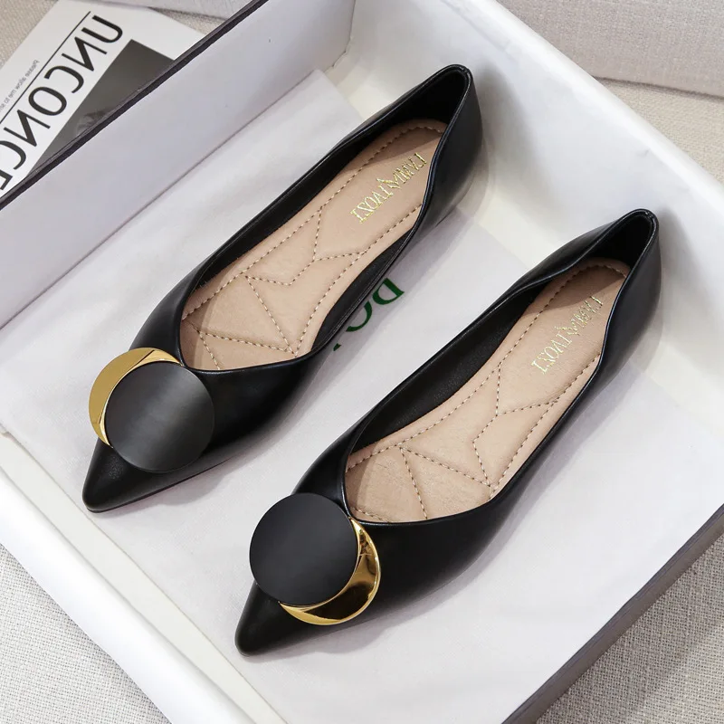 Neue Schuhe für Damen, flache Lederschuhe, spitze Zehen, lässige Bootsschuhe, modische Slip-on-Loafer aus Leder