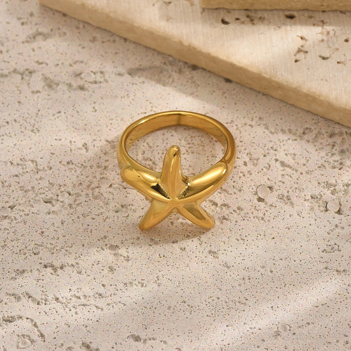 

Lxalry Gold Starfish Ring – Minimalist Ocean Jewelry, Polished Finish, Perfect for Everyday & Vacation