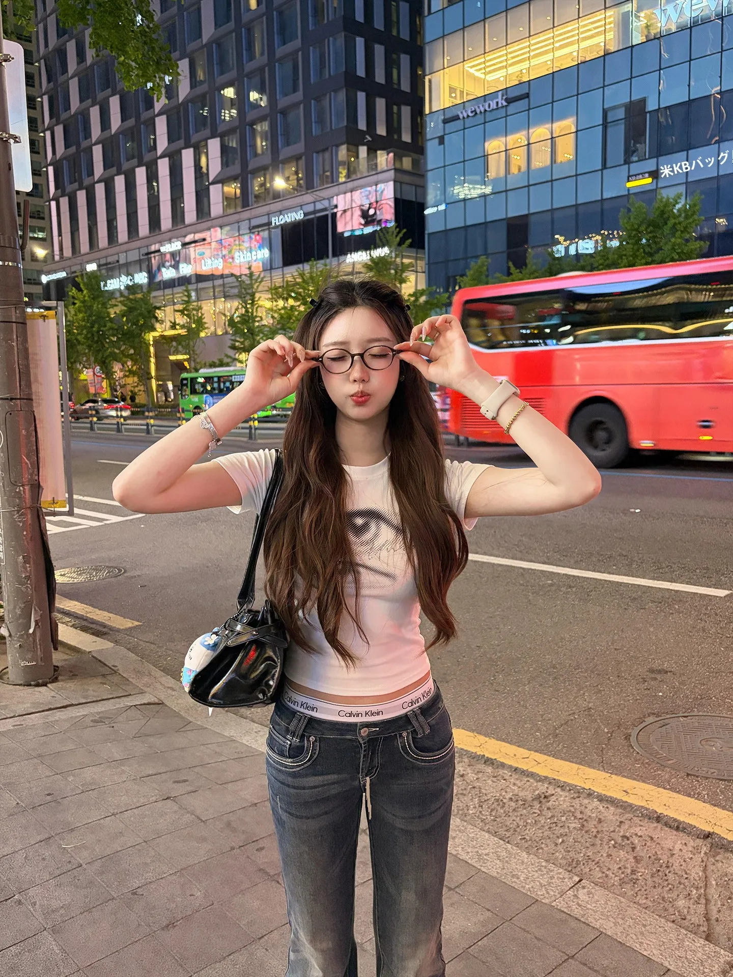 American Style Short Sleeve T-Shirt Women's Summer Design Slim Fit Korean Style Beautiful Top Shoulder Width Regular