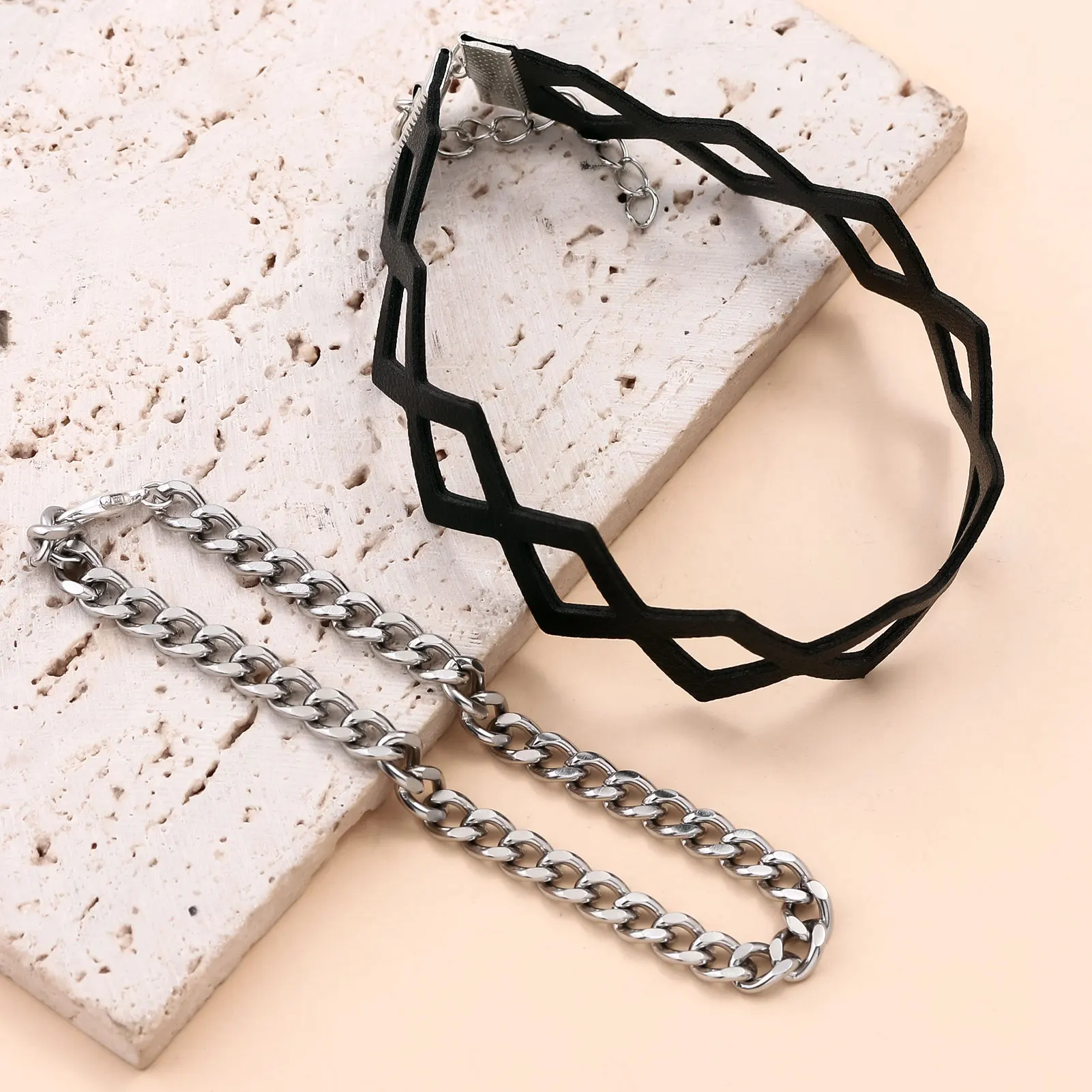 لعبة Valorant المختنق قلادة سوار لعبة شخصية القرنفل الأسود هندسية طوق تأثيري مجوهرات الألعاب اكسسوارات هدية #5