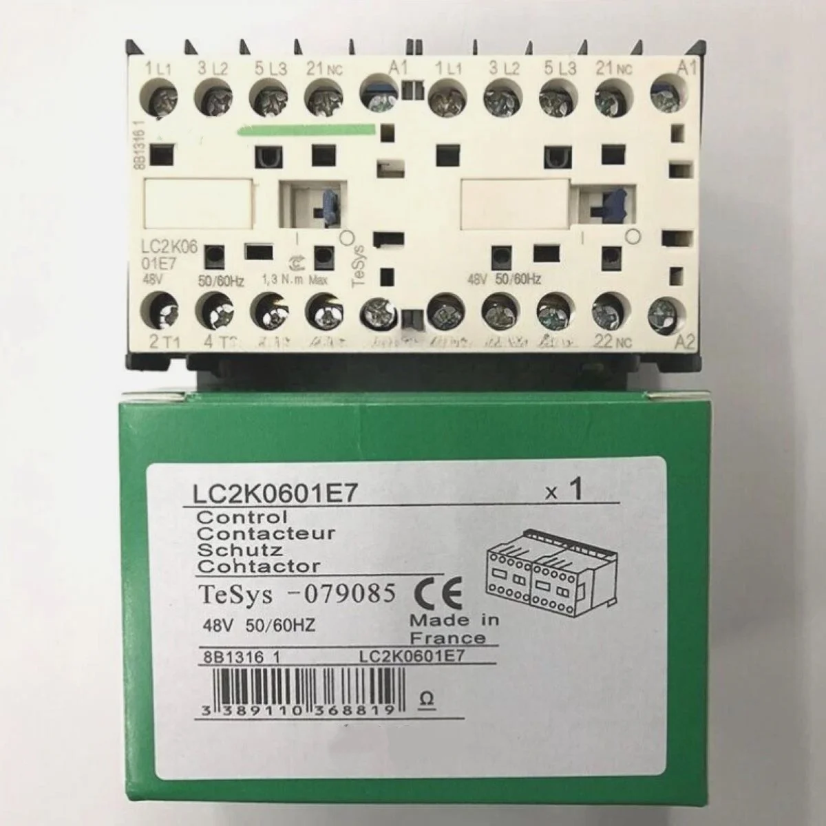 

Reversing contactor - 3P - AC-3 = 440 V 6 A - 1 NC - 48 V AC coil LC2K0601E7