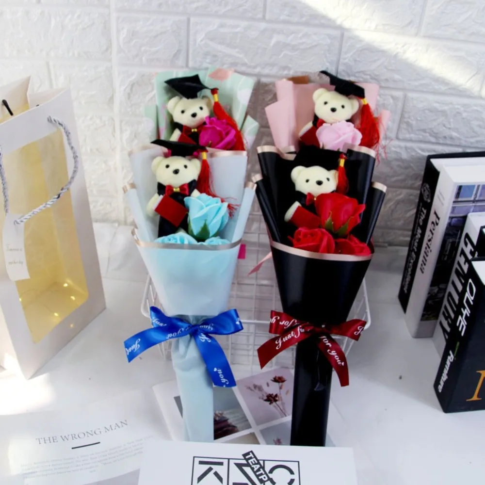 Orso di girasole Bouquet Decorazione del bouquet Peluche Cartone animato Orso adorabile Regalo di laurea di San Valentino Bouquet di animali