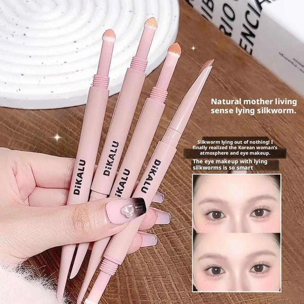 ดินสอเขียนขอบตาแบบ 2-in-1 รูปทรงหนอนไหม ติดทนนาน เนื้อเนียนนุ่ม ไม่เลอะเทอะ สีสวยเป็นธรรมชาติ รุ่น Real F2z4