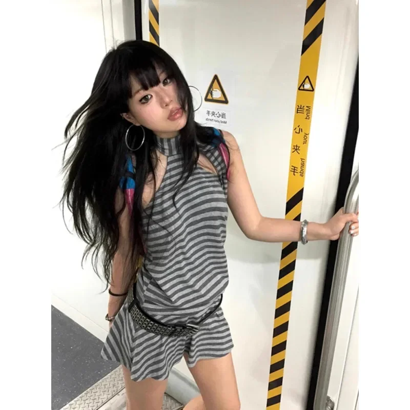 

Japanese Y2k Striped Mini Dresses American Retro Halter Chic Fashion Dress Women Summer 2024 Sleeveless Backless Short Dress