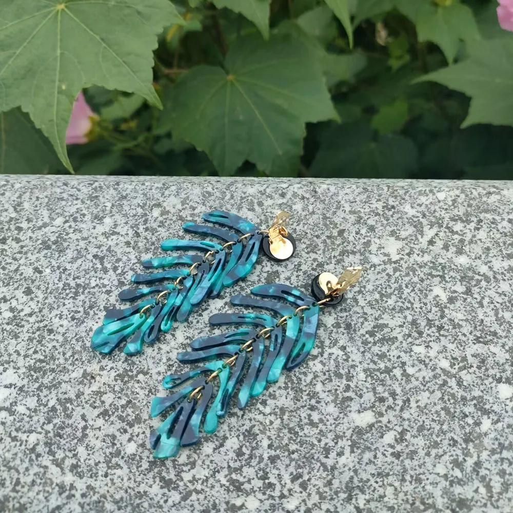 2023 Fashion Color Acrylic Leaf Clip on Earrings Leopard Long Geometric Square Circle Without Piercing Ear Clips for Women