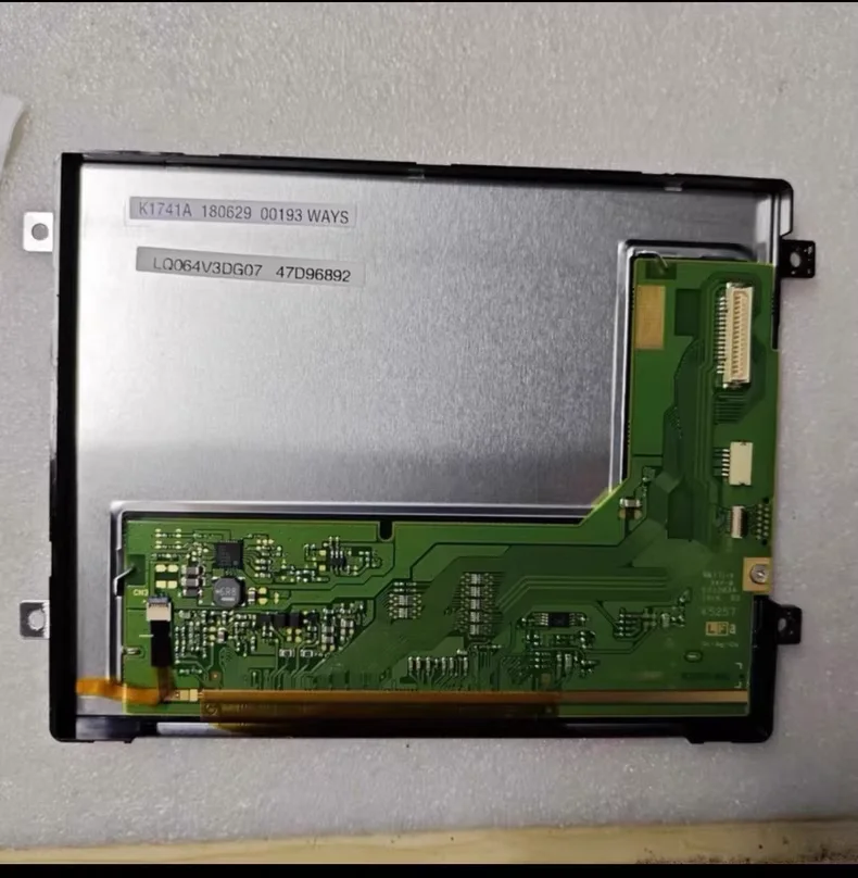 

6.4-inch LQ064V3DG07 Lcd Screen Test normal before sending