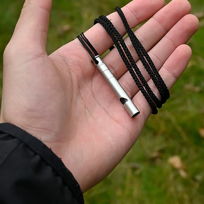 Silbato de emergencia, silbato de doble tubo, llavero colgante, alto decibelio, portátil, supervivencia al aire libre, herramienta de emergencia para acampar