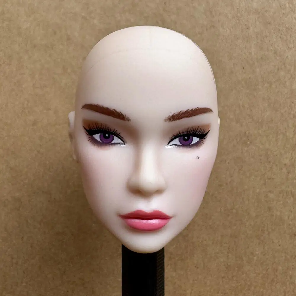 1/6 Maßstab Modellpuppenköpfe mit Maulwurfdetail, mehrfarbige Haaroptionen, braune, weiße, beige Hauttöne für Puppenbau-Sammlerstücke – Detail 7