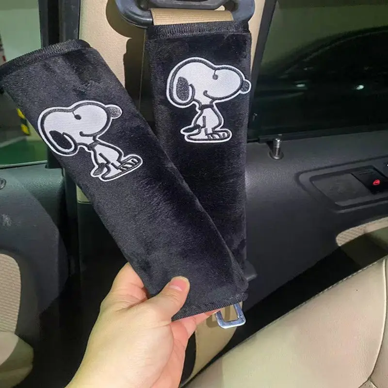 

Disney Snoopy Cartoon Anime Car Seat Belt Plush Shoulder Cover Universal Cartoon Pair of Seat Belt Protective Cover Cute Gift