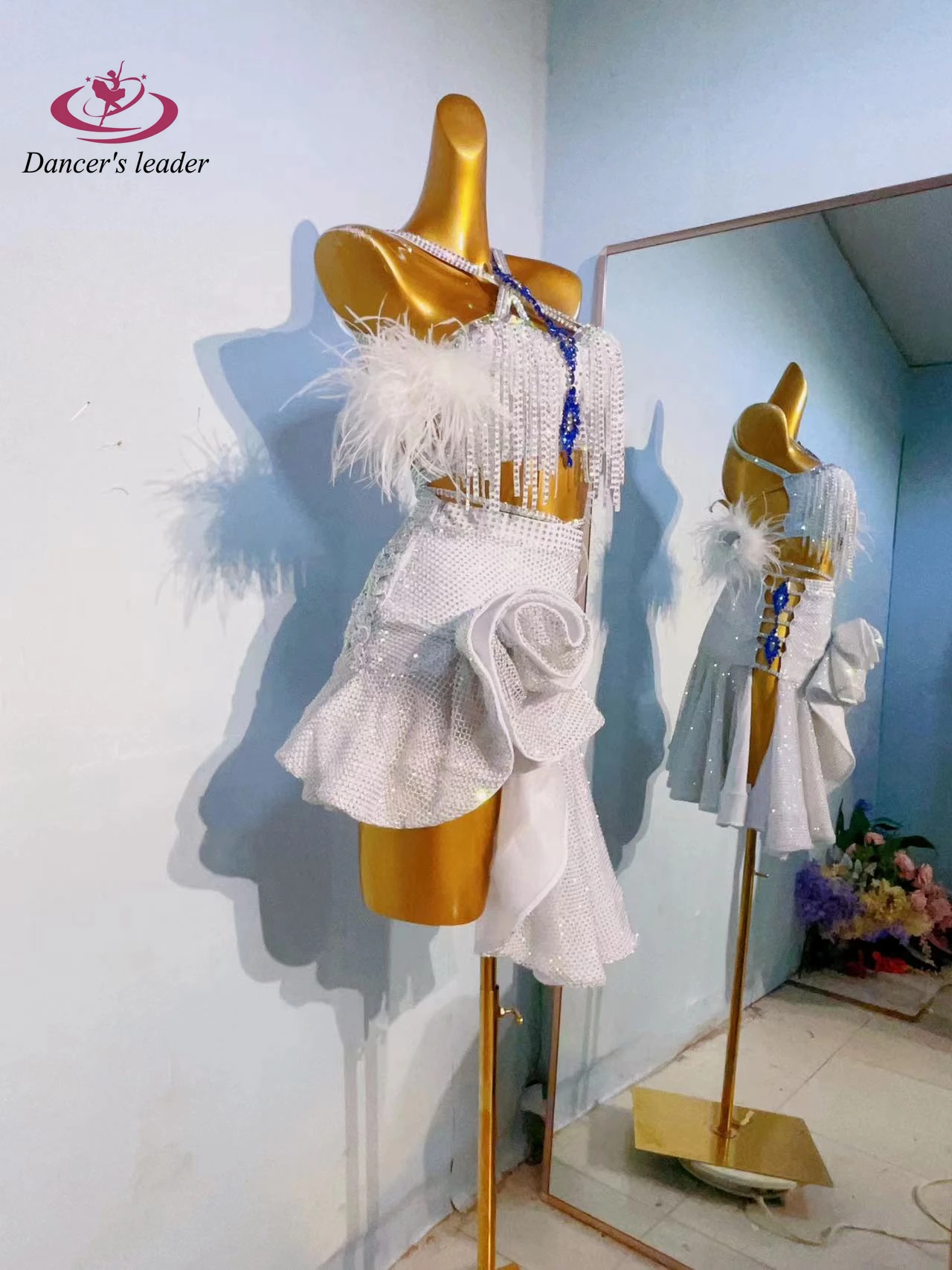 Danse latine scène internationale femmes haut de gamme personnalisé cuit à la vapeur Rlls diamant jupe Samba strass robe