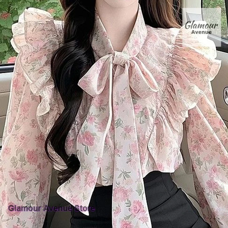 

Korean style advanced design pink ribbon floral shirt women's spring and autumn new beautiful fashion sweet casual Joker top.