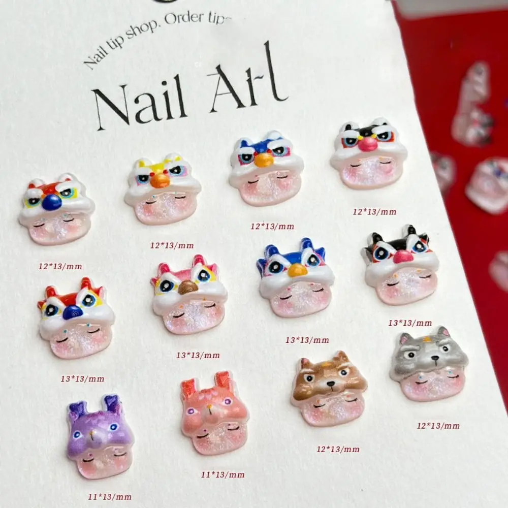 10-częściowa ozdoba do paznokci 3D Lion Cute Creative Resin Nail Decoration Modna seria Lion Dance New Year Manicure Manicurist