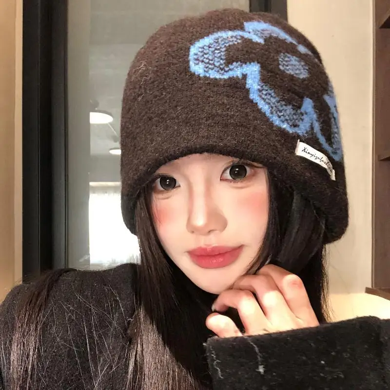 Women's Winter Knitted Beanie Blue Floral Pattern Cozy Fleece Lining Warm Hat for Outdoor Walking Travel