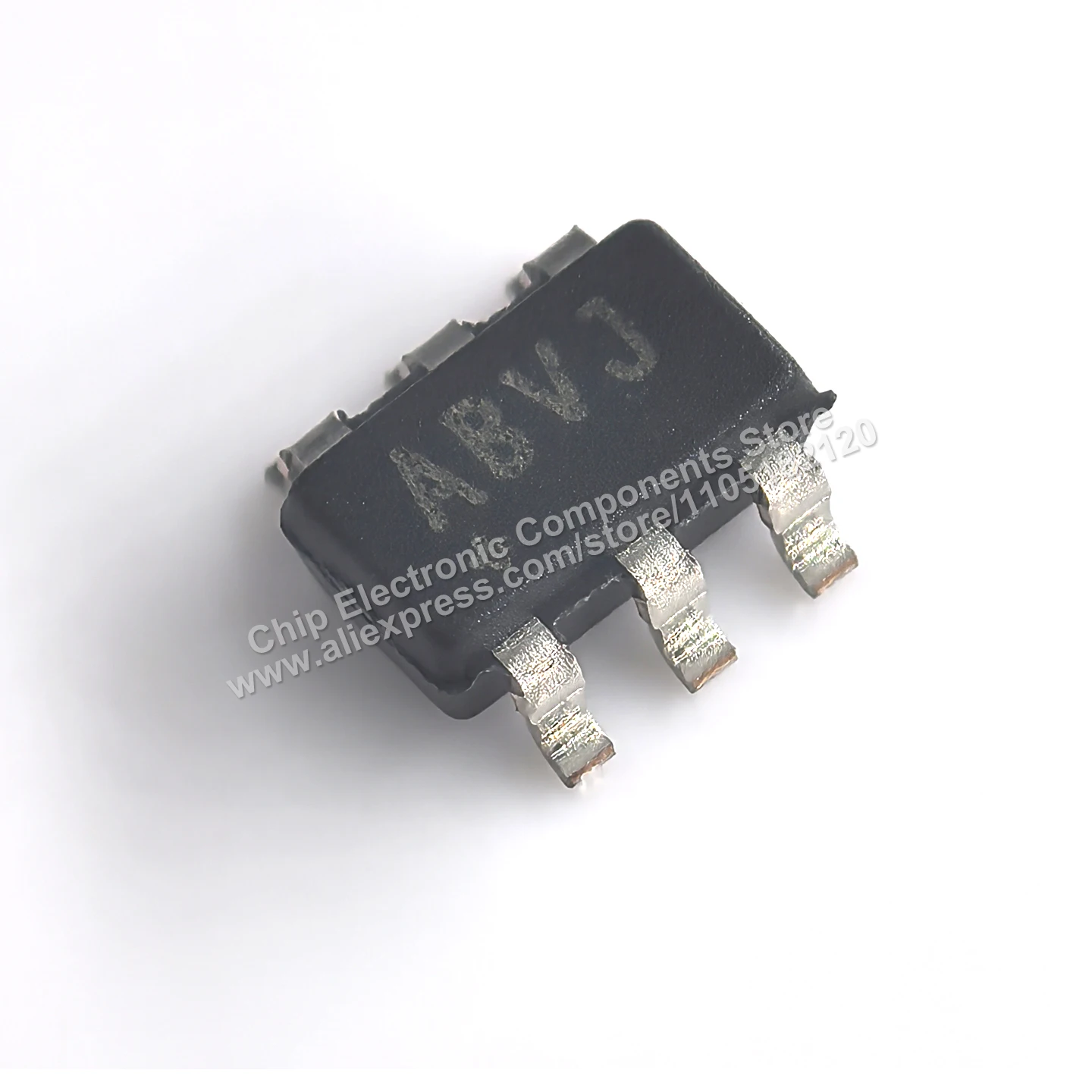 Original IC MAX3295AUT+T with ABVJ/ABNK marking, RS-485/422 transmitter chip in SOT23-6 package