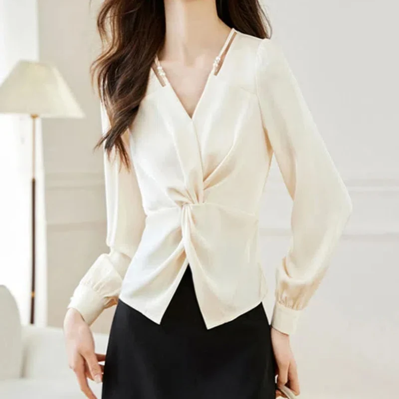 New Satin Shirt with Women\'s Long Sleeves and Waist Cinching Design Niche Fashion Slim Fit and Stylish Versatile Top