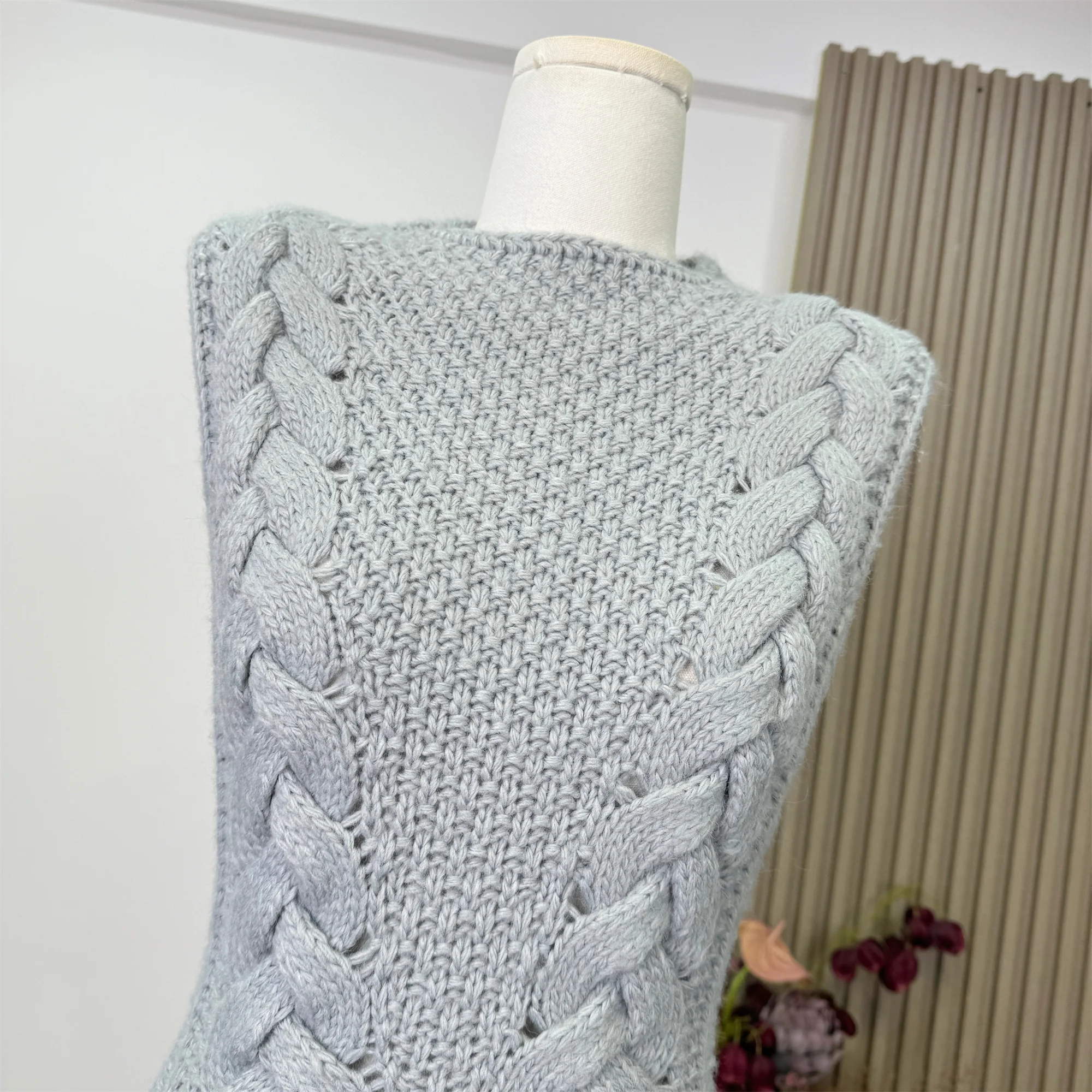 

2025 Summer Vintage Office Women Sleeveless Fishtail Top Women Bodycon Autumn Knitted Bandage Tops Mermaid