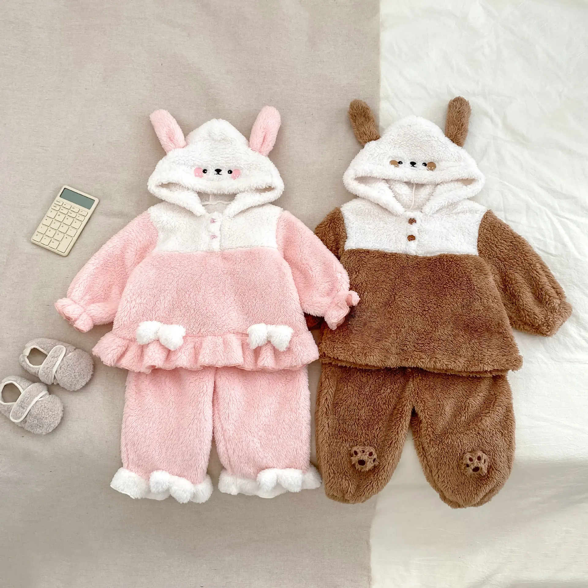 

2025 Winter New Girls Warm Coral Fleece Pajamas Set Kids Girls Cute Rabbit Ear Hooded Sleepwear Suit Children Cartoon Homewear
