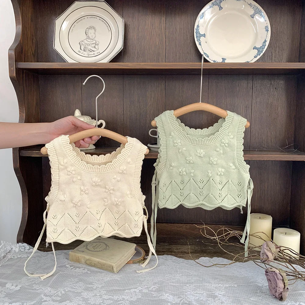 

1-4 Years Baby Spring Vest Outerwear Embroidery Knitted Children Cotton Waistcoats Girls Sleeveless Sweaters Autumn Bow Vests