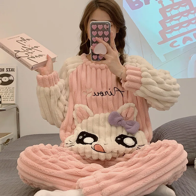 Autumn Winter Warm Flannel Women Long Pajama Sets Thick Coral Fleece Cute Girl Cartoon Sleepwear Flannel Female Pajamas Fashion