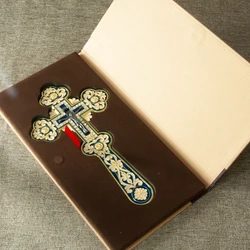 HTISOK Orthodox Church Cross Pastor Father Handheld Cross Prayer With Jesus Crucifix Gold Planting Crystal Cross Religious Gift