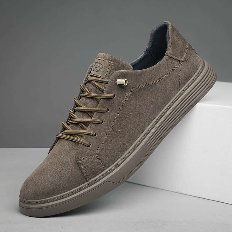Brand Men's Suede Four Season Casual Sports Shoes High Quality Brown Lace Up Soft Sole Jogging Casual Shoes Large Size: 36-47