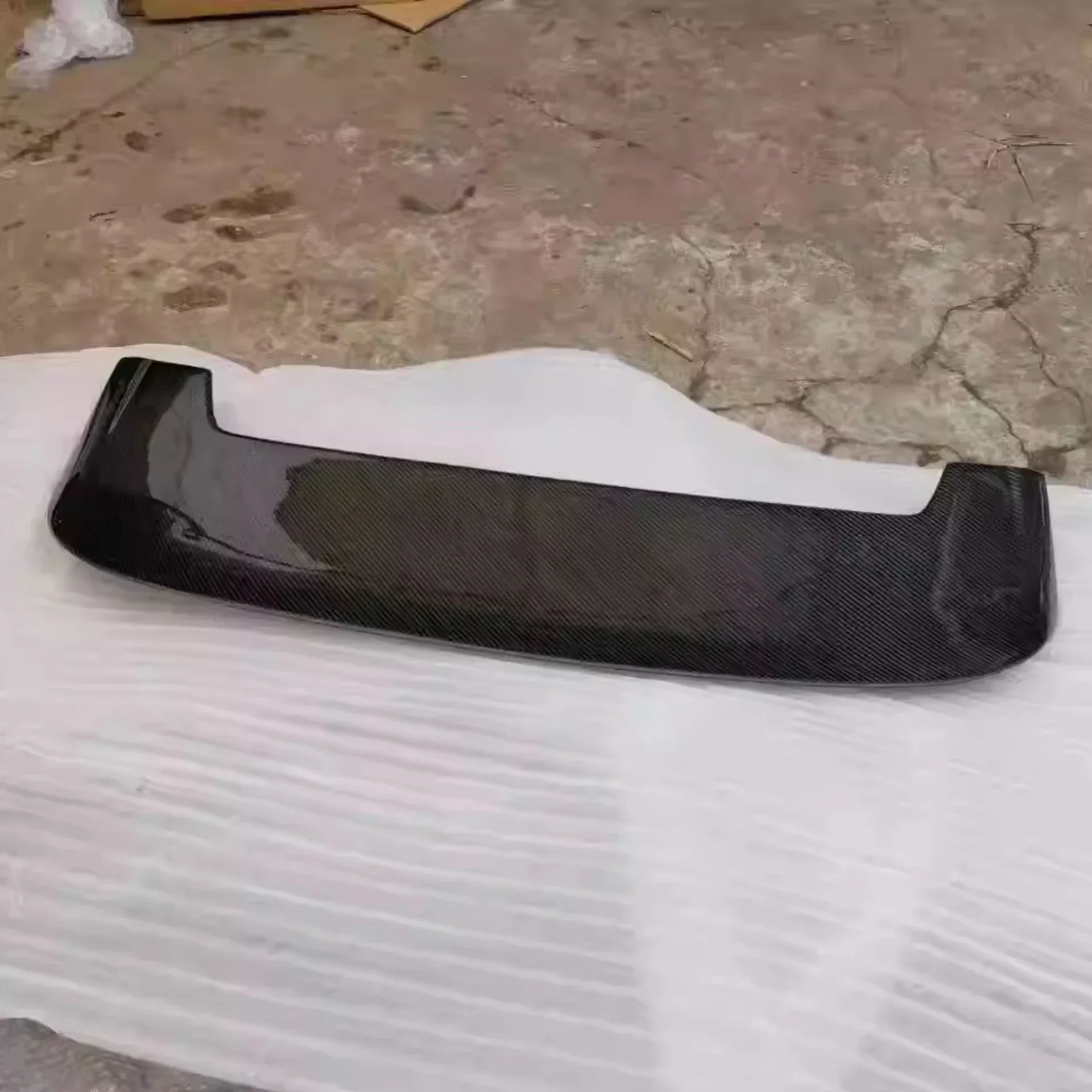 Body Kit Carbon Fiber Tail Wing for BMW 5 Series F11 Sport Top Wing Rear Shovel Car Accessories view 2