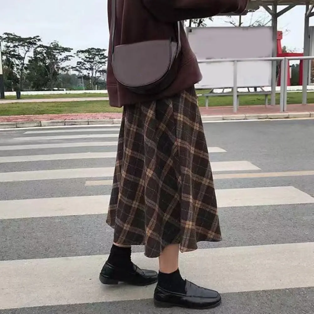 Fashion High Waist Retro Plaid Skirt Slim Fit Winter Autumu High Waist Long Skirt Aesthetic Preppy Style A-line Half Dress Women