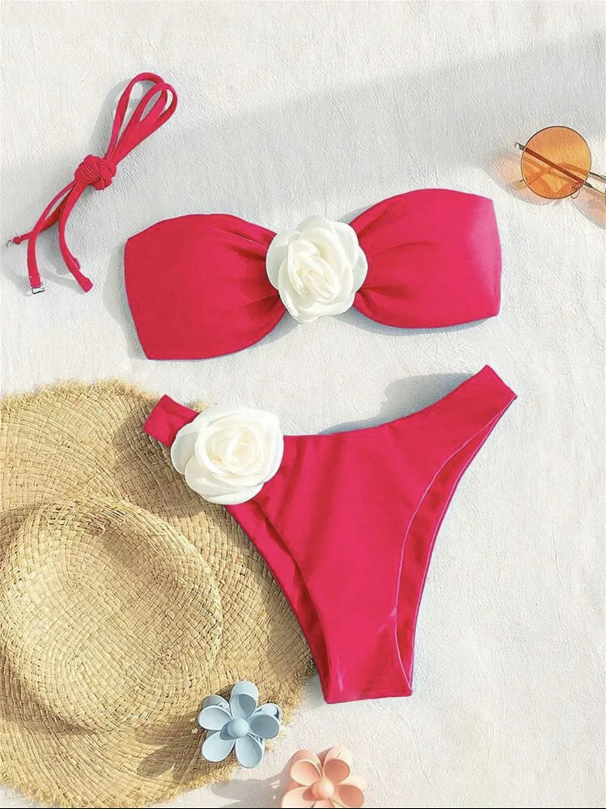 Bikini Bandeau con flores en 3D para mujer, traje de baño Sexy con contraste verde, microbañador con realce, Tanga, ropa de playa 2024