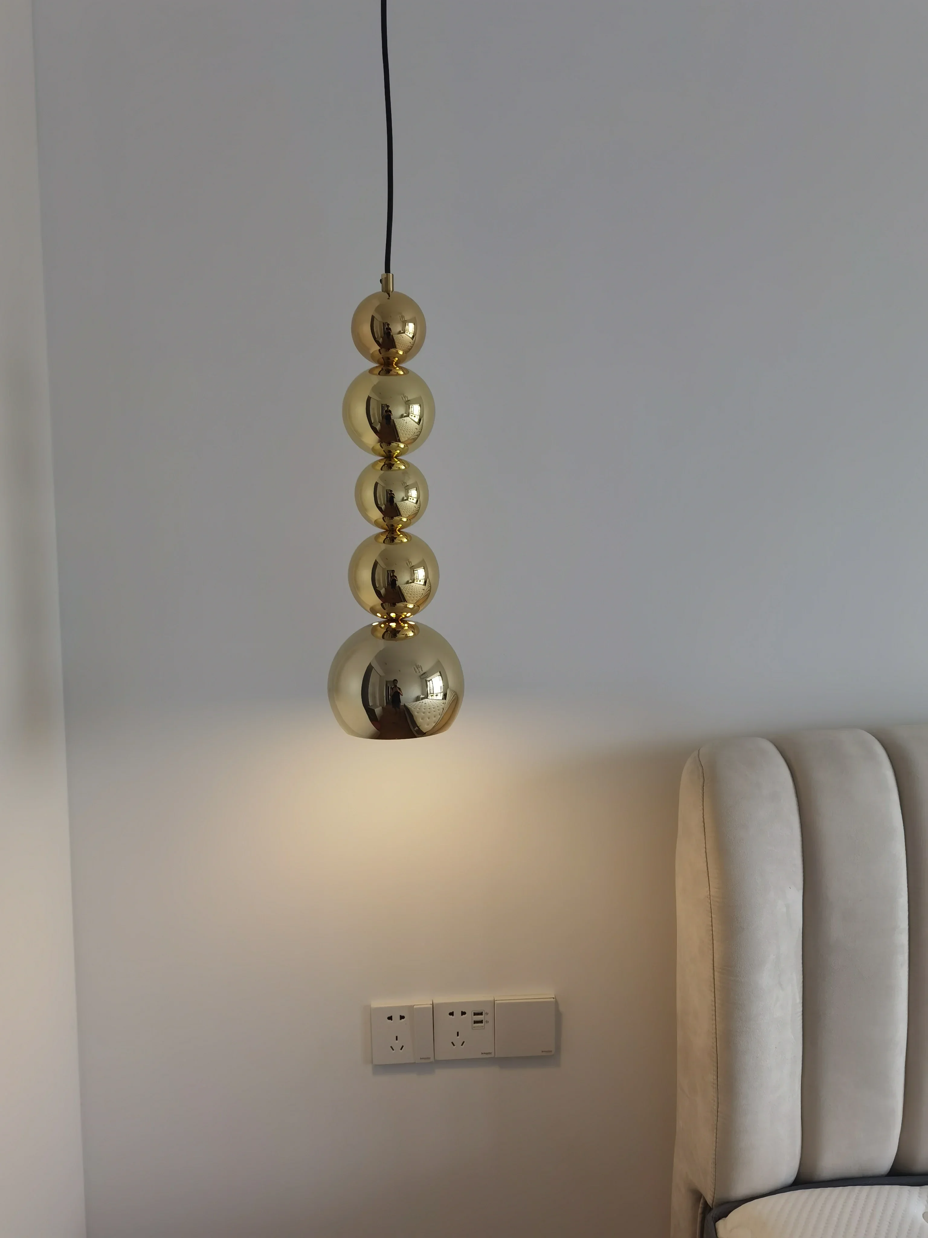 

Tri color dimming headboard pendant lamp, Nordic retro minimalist living room background wall, bedroom dining room bar counter,