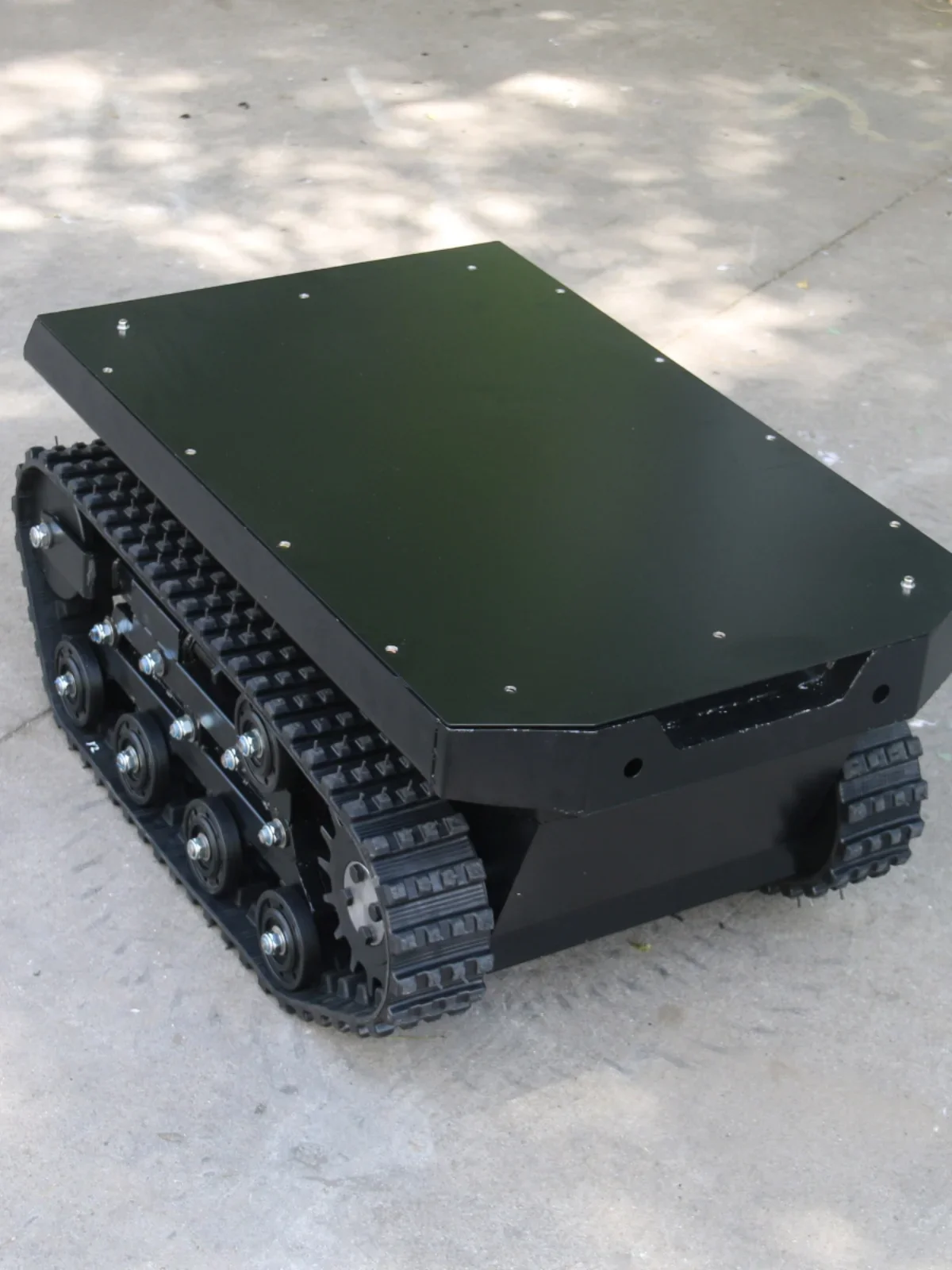 

Electric Track Chassis Small Wireless Remote Control All Terrain Walking Smart Robot Crawler Chassis