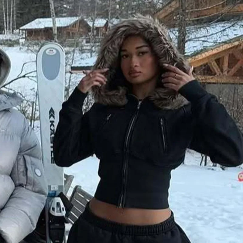 เสื้อฮู้ดสไตล์โกธิคสีพื้นเข้มแบบยุโรปอเมริกัน แขนยาว ซิปหน้า ทรงสลิม สไตล์ยุค 2000 โชว์เอว เซ็กซี่  สำหรับสาวมั่น