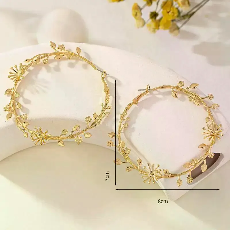 Exaggerated Hoop Earrings For Women Leaf Flower Gold Color Big Circle Earrings Vintage Trend Women's Jewelry Gift