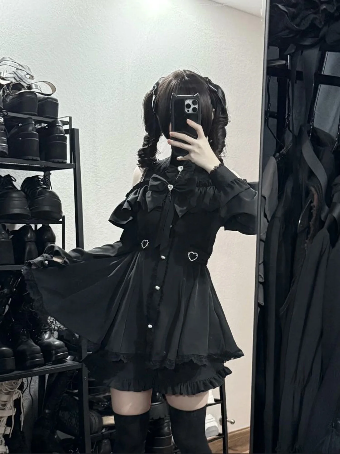 

Японский готический комплект с бантом в стиле Лолиты, женская рубашка с открытыми плечами и пуговицами с кружевными оборками Y2K, милый наряд для вечеринки, комплект из двух предметов S