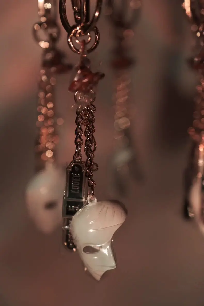 أوبرا فانتوم المفاتيح للنساء كيرينغ حقيبة سحر قلادة سيارة Airpods صندوق مفتاح الملحقات هالوين