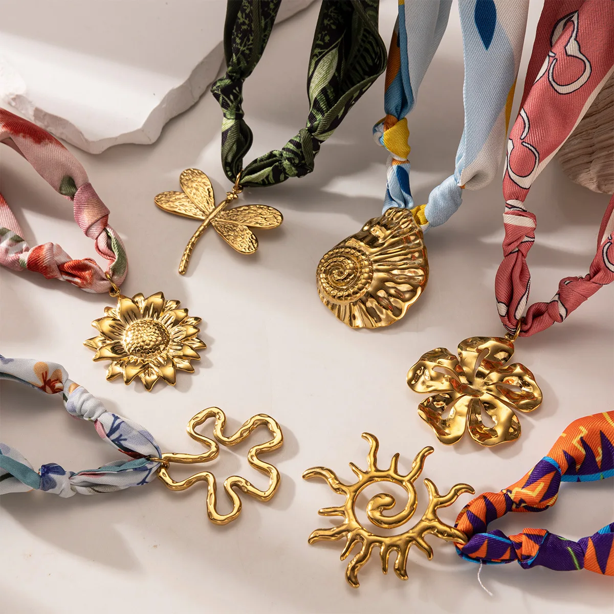 

Sweet Cool Silk Scarf Titanium Steel Pendant Choker Necklace