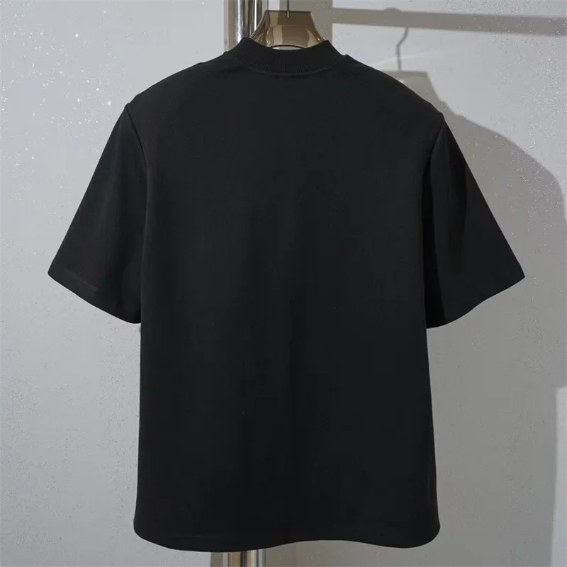 T-shirt femme nouvelle lettre brodée col rond pull pour l'été 2025 style couple coupe ample mélange de coton haut à manches courtes